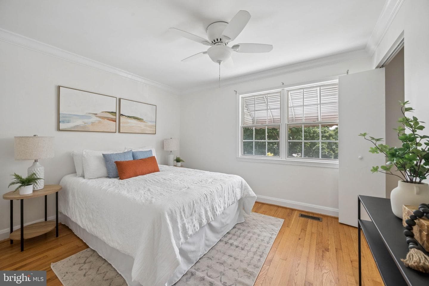 1432 Redfern Avenue photo 28
