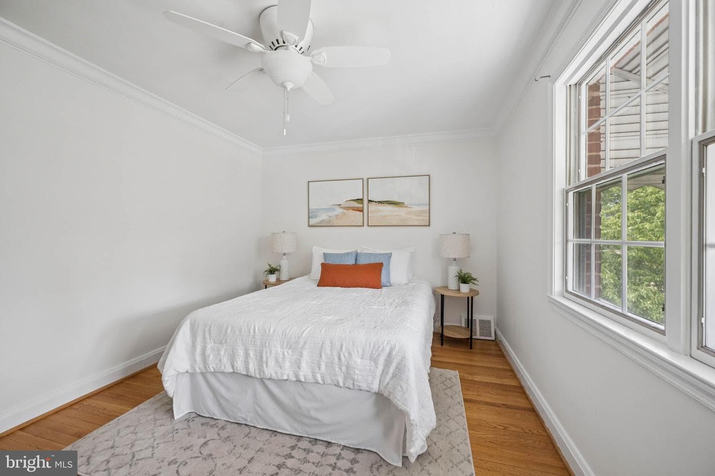 1432 Redfern Avenue photo 29