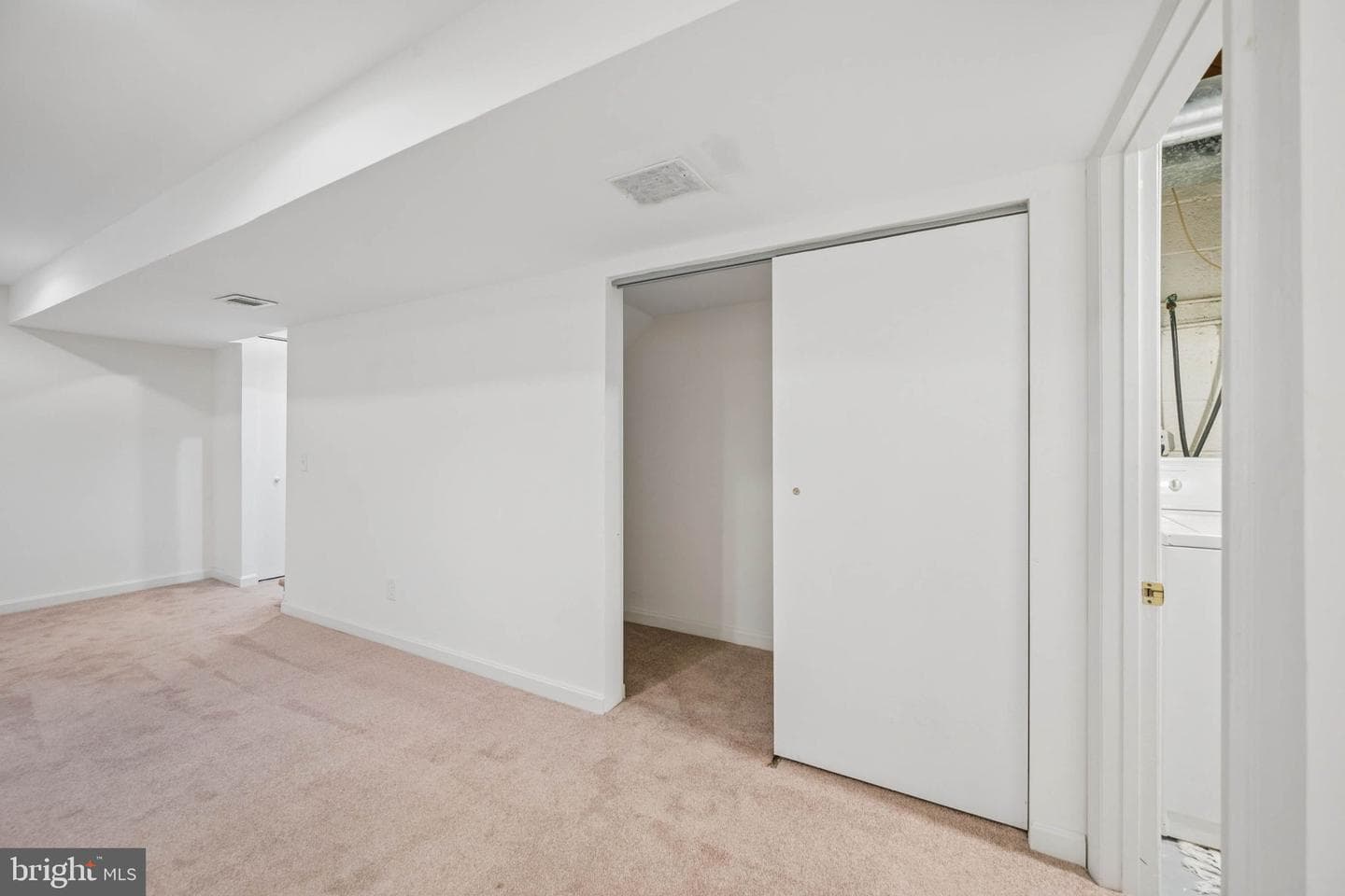 1432 Redfern Avenue photo 46