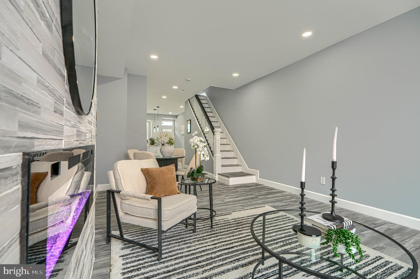 1693 Darley photo 6