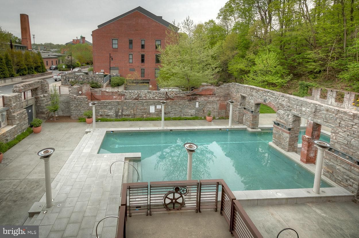 2090 Clipper Park Road photo 48