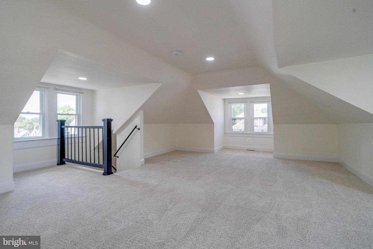3105 Evergreen Avenue photo 33