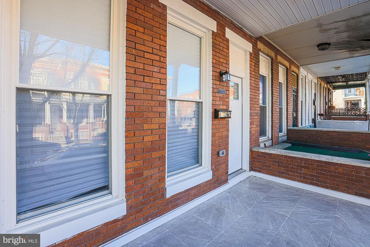 1728 Ruxton Ave photo 3
