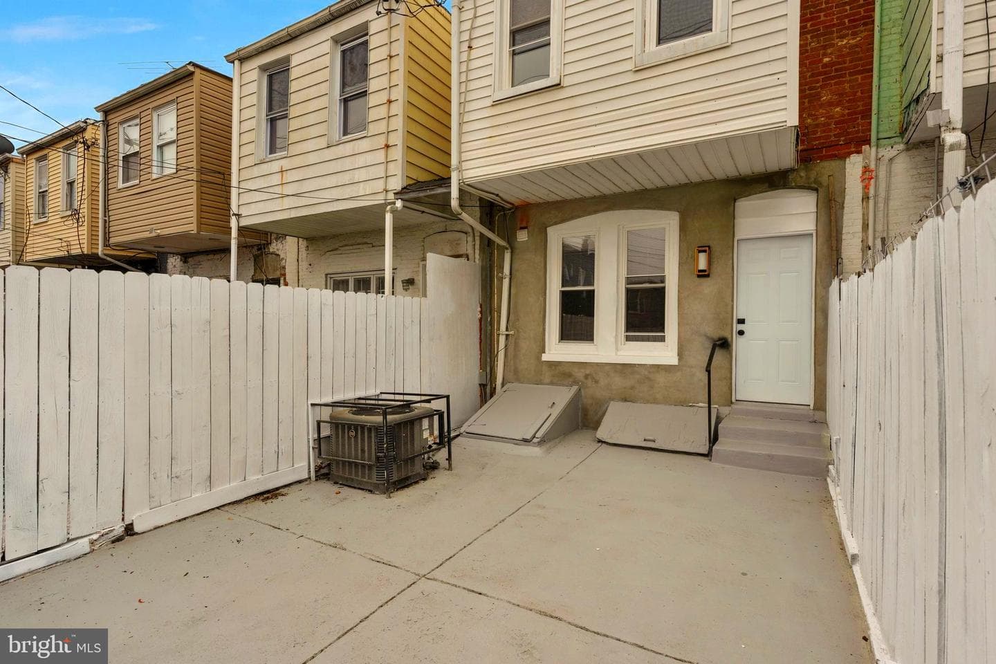 441 N Lakewood Ave photo 26