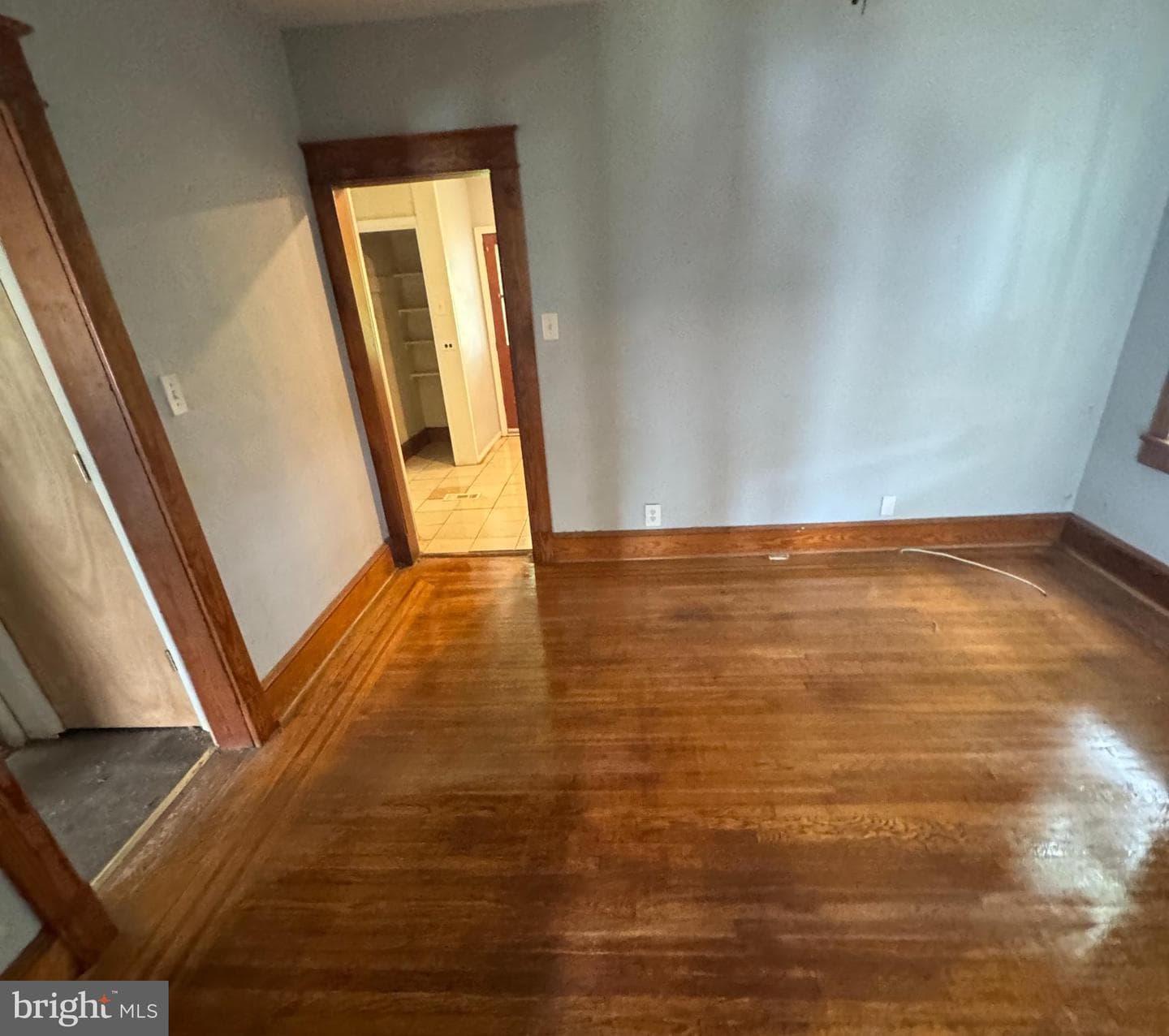 3032 Fleetwood Ave photo 6