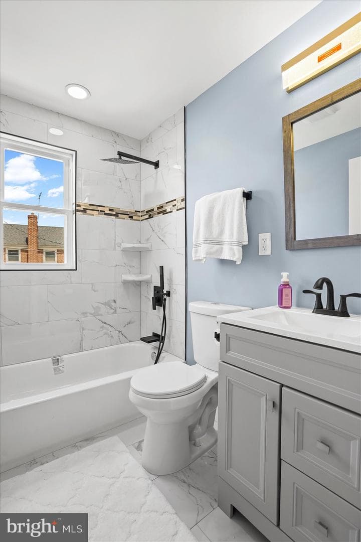 4728 Parkside Drive photo 32