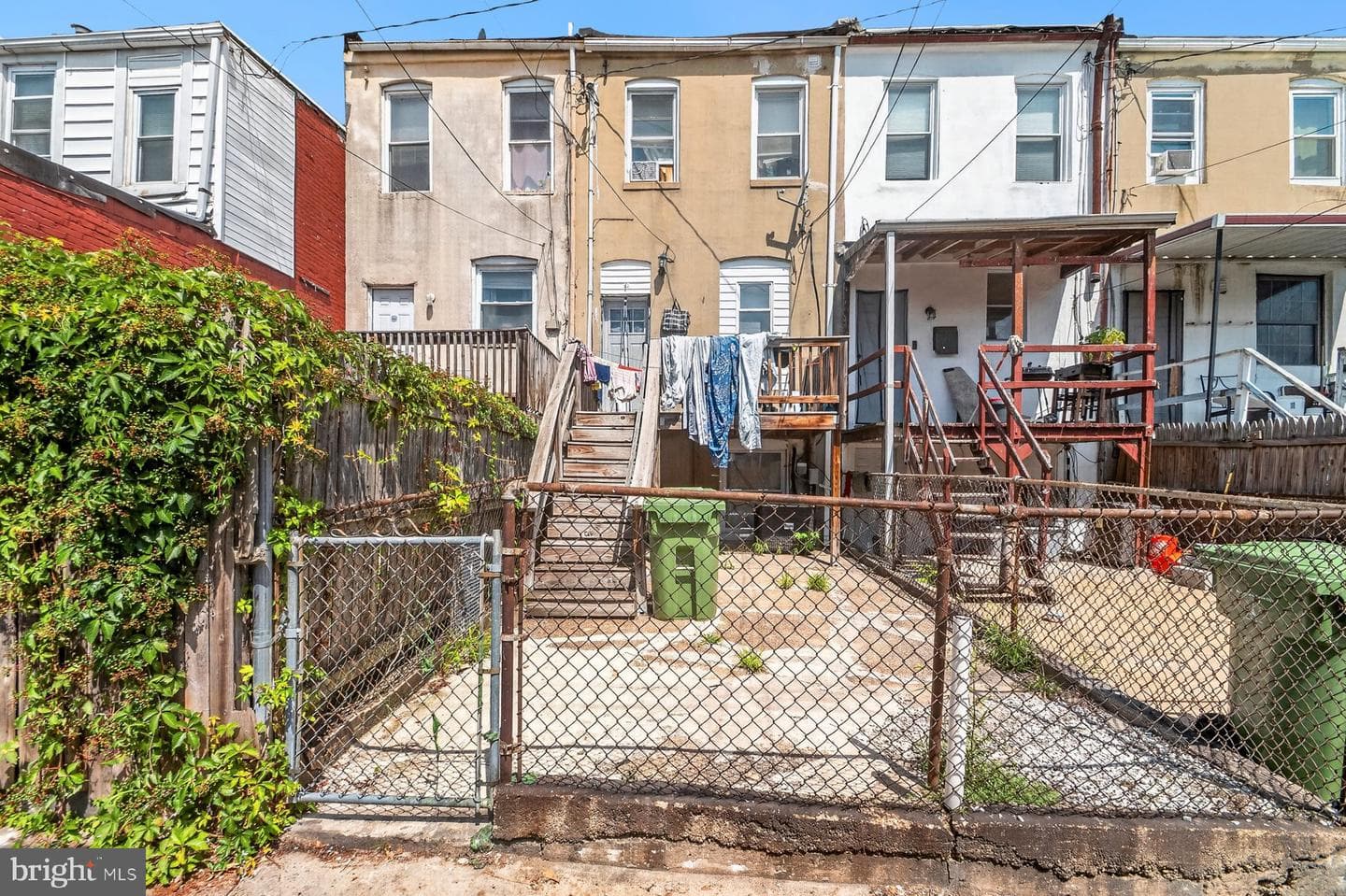 1209 Sargeant Street photo 6