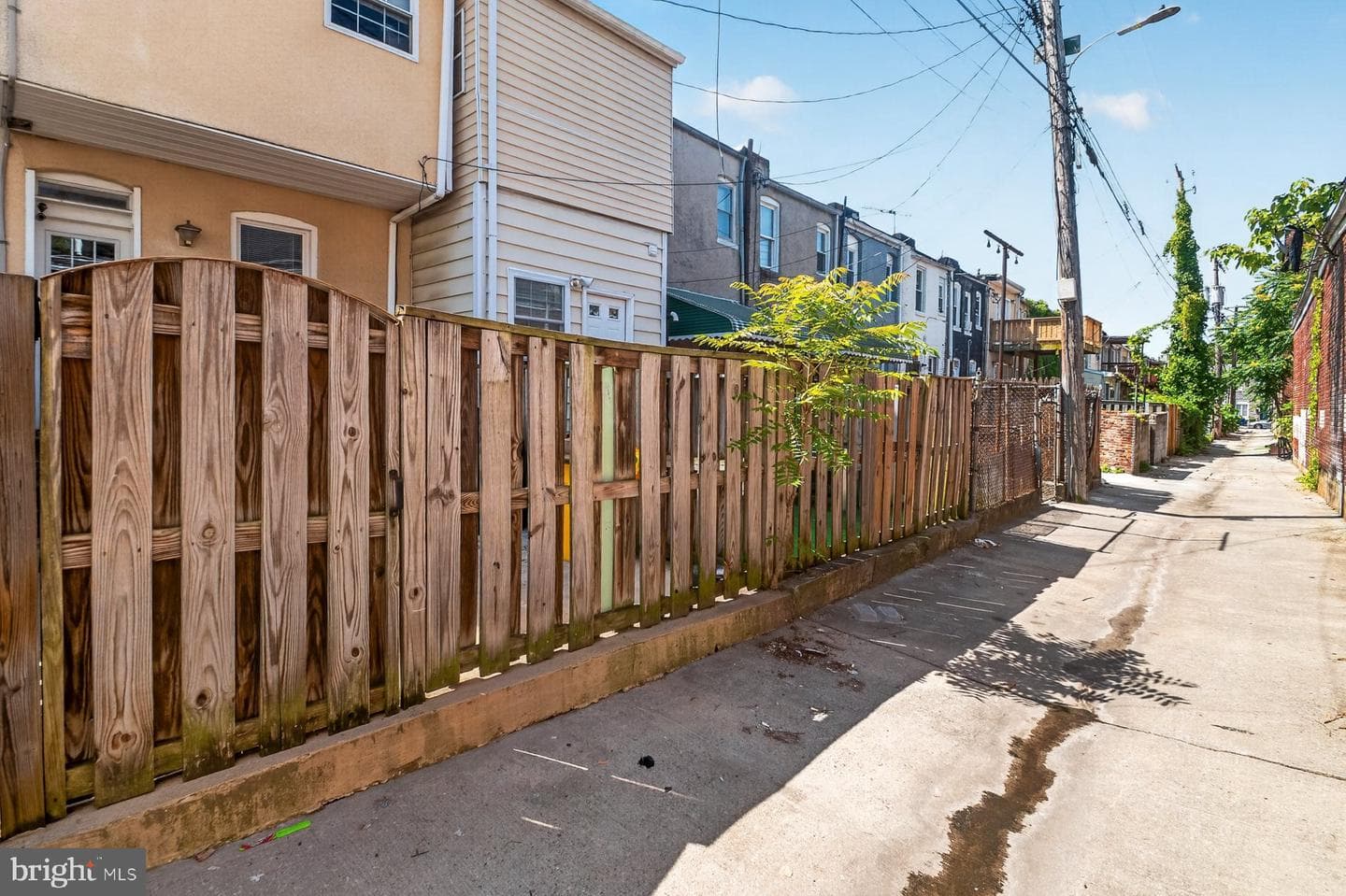 1232 Glyndon Avenue photo 9