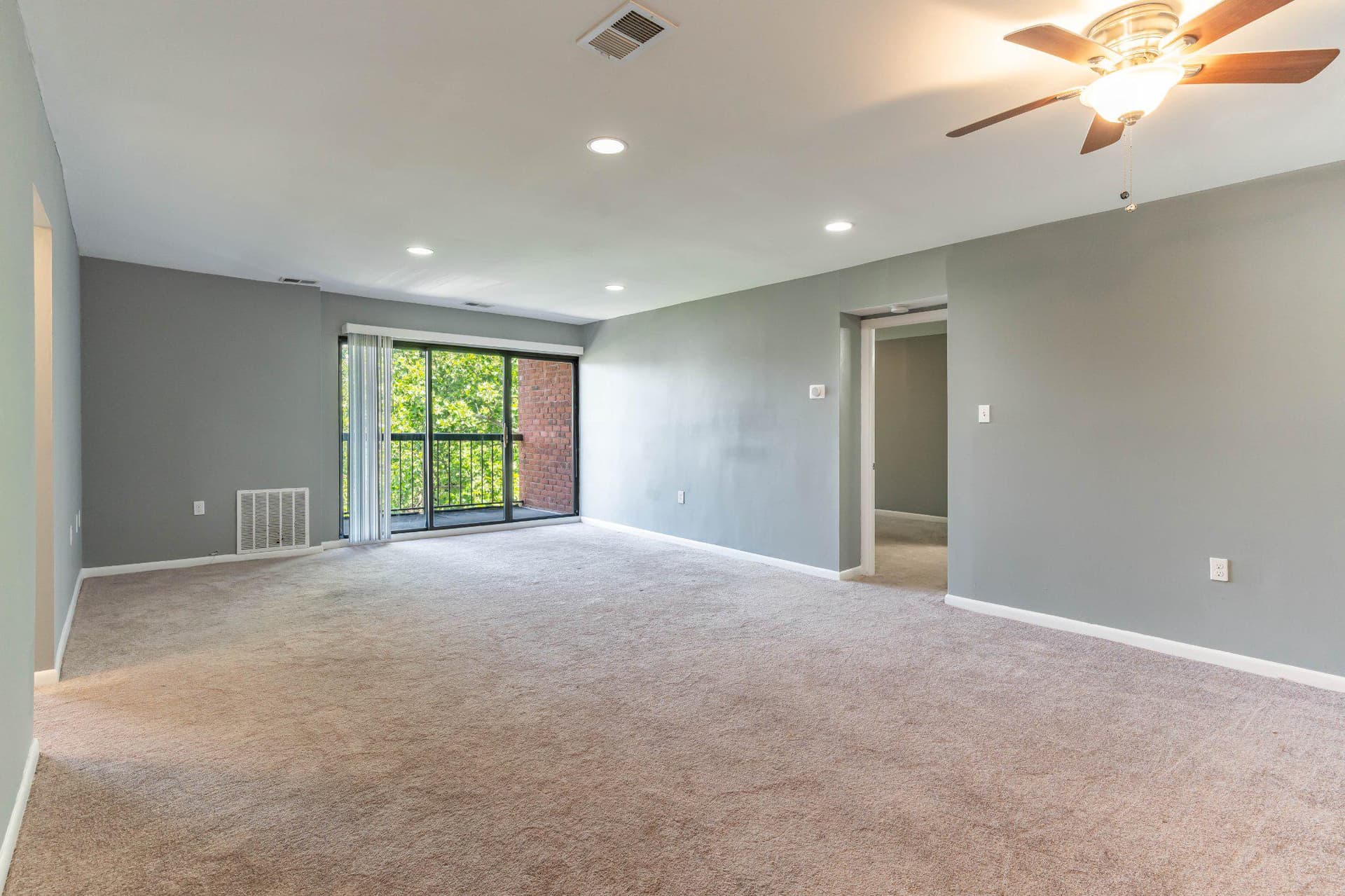 6711 Park Heights Avenue #410 photo 19