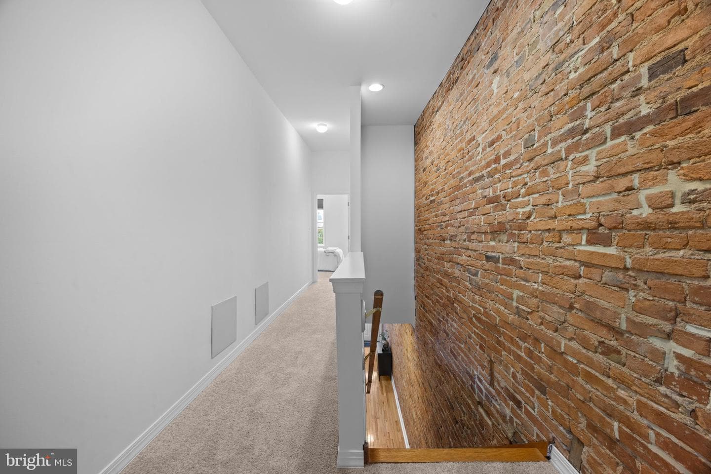 609 Fort Avenue E photo 15