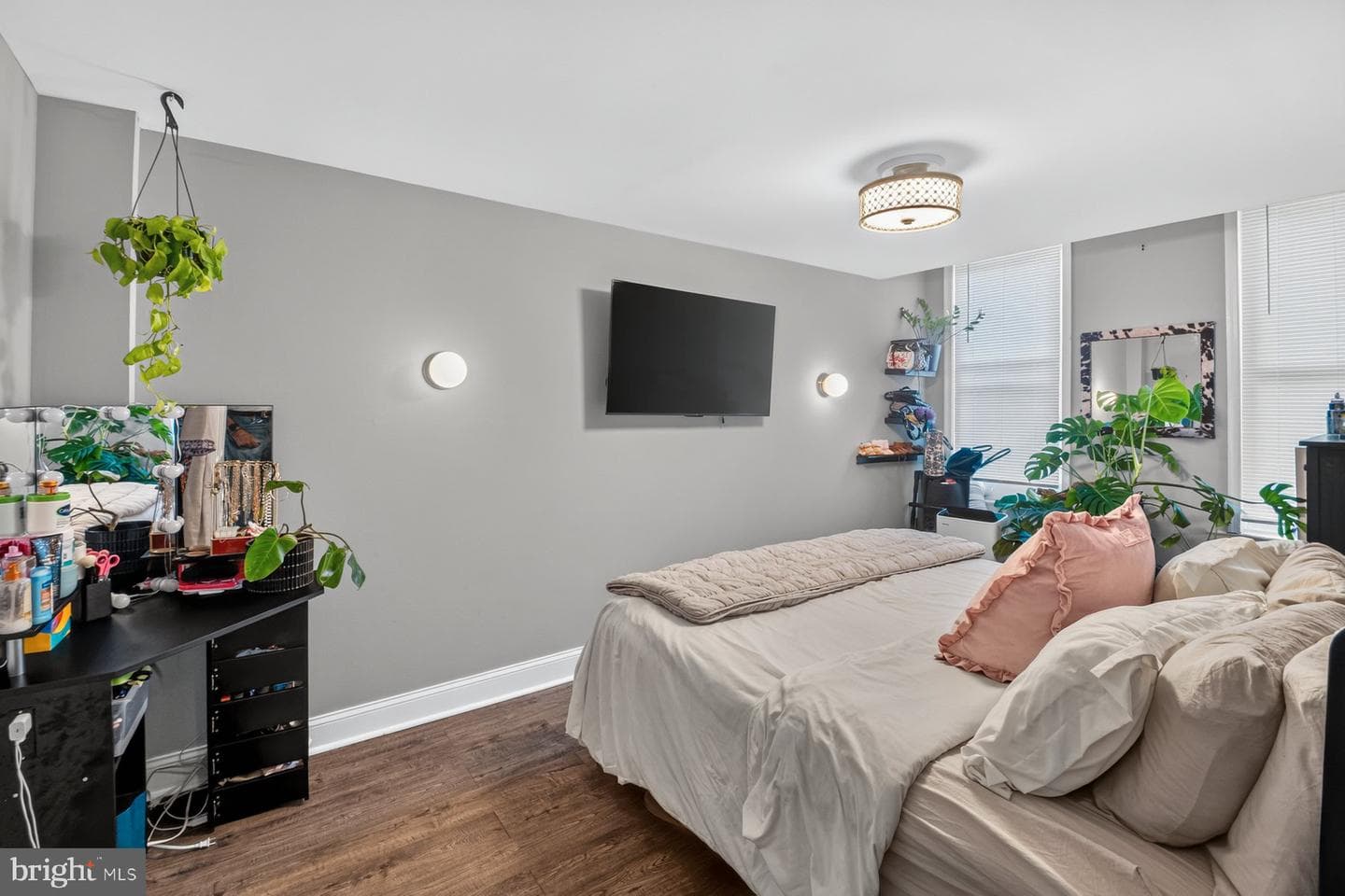 2427 Linden Avenue photo 23