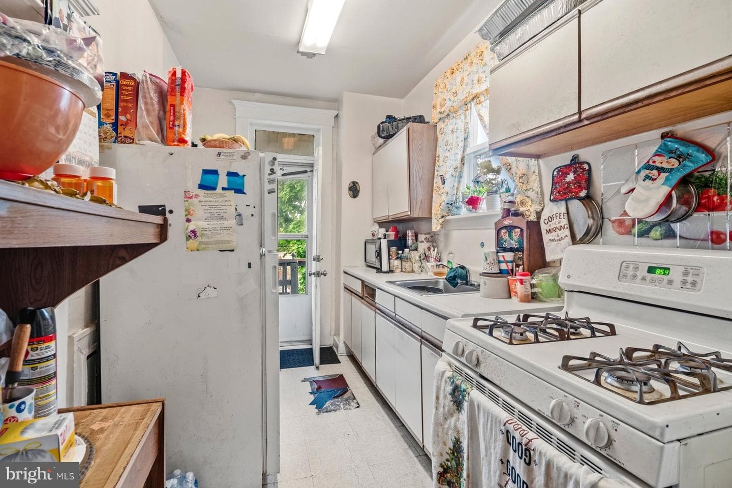 2427 Linden Avenue photo 40