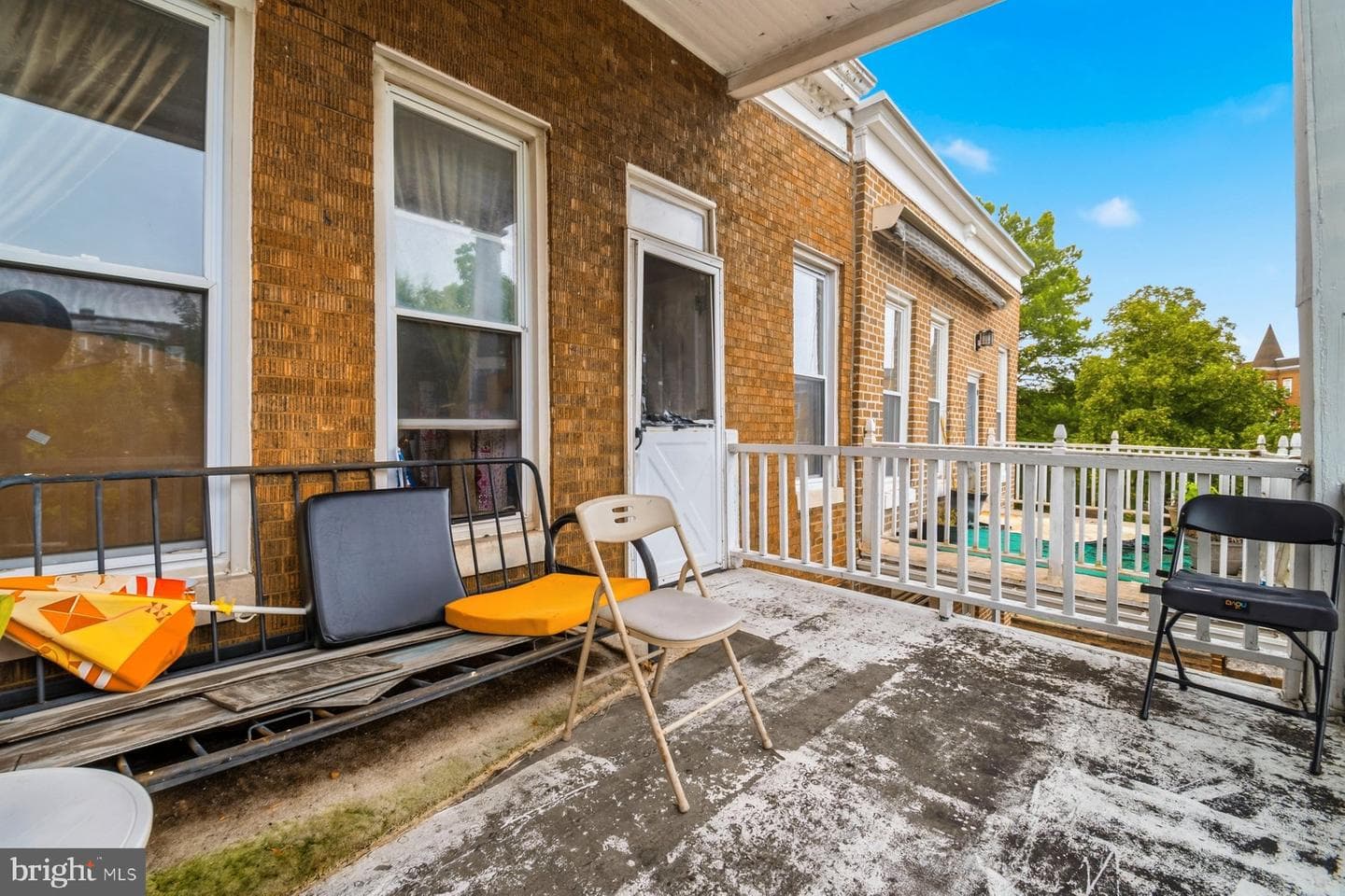 2427 Linden Avenue photo 45