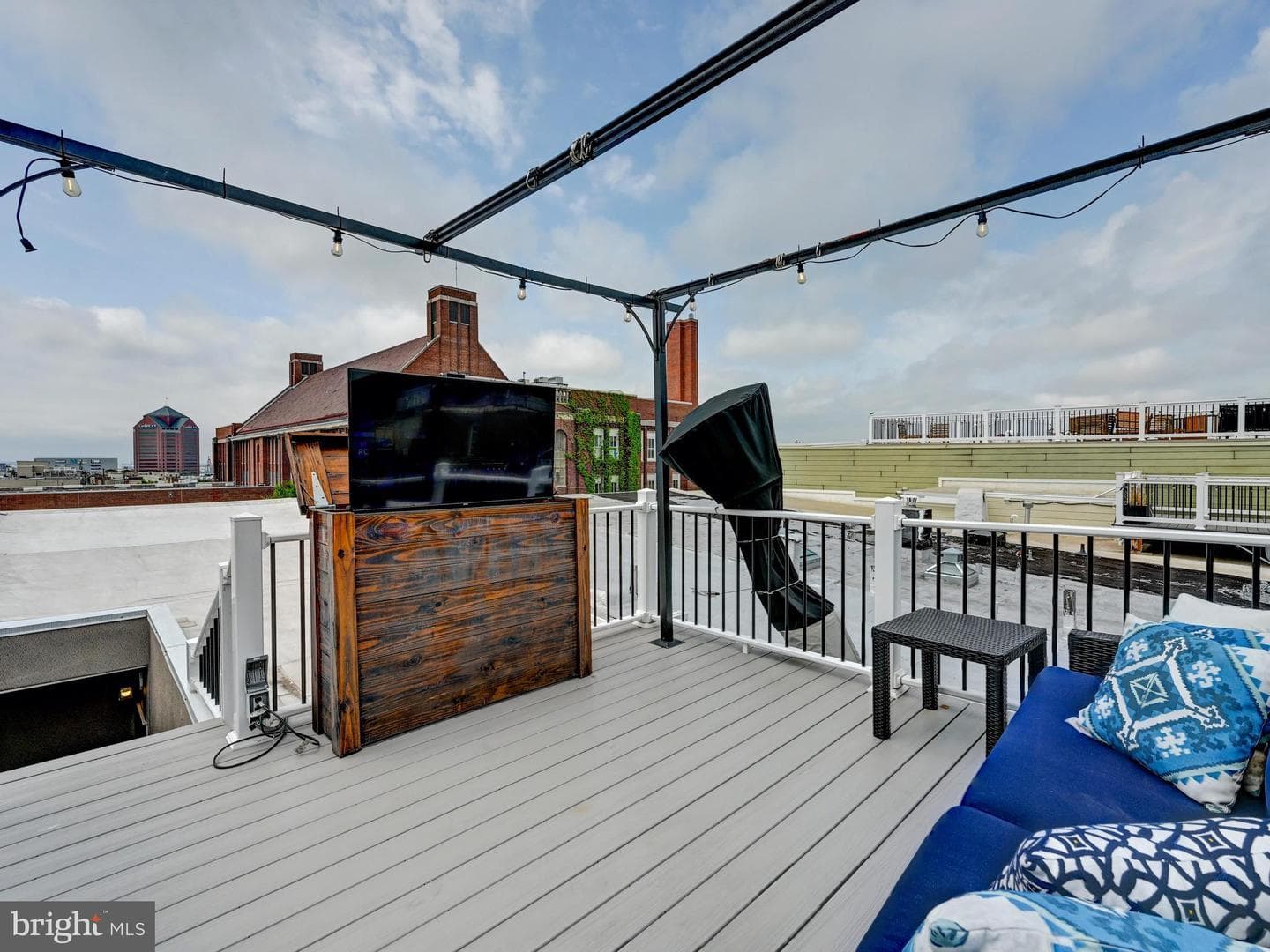 3424 Fait Avenue photo 12