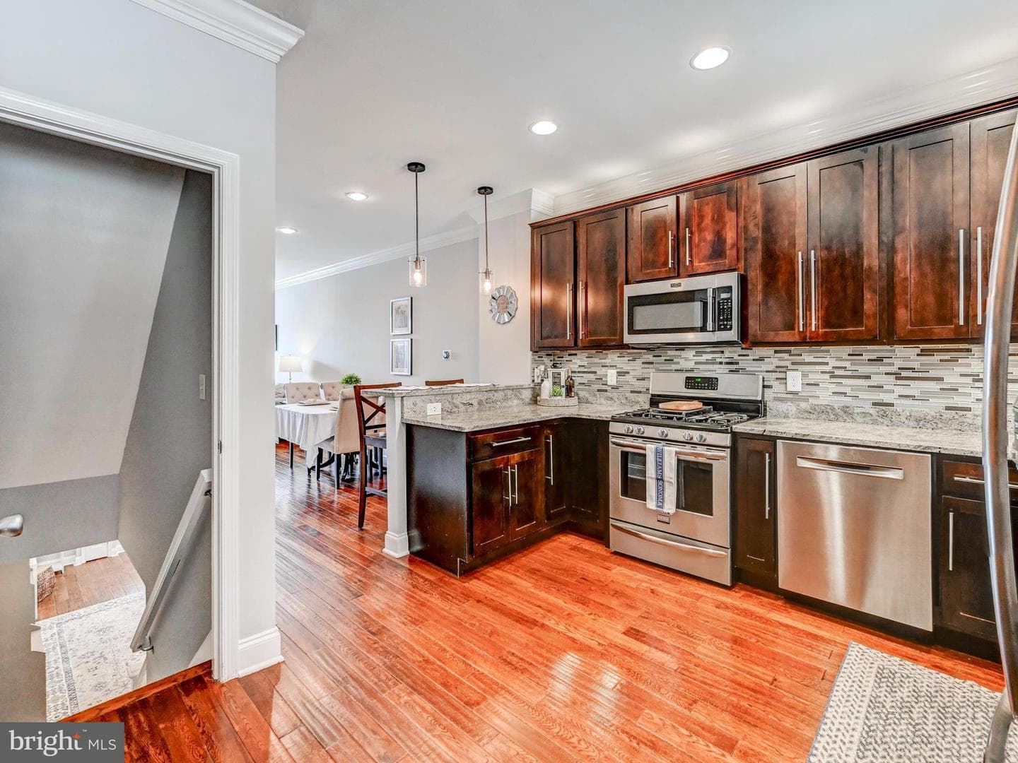 3424 Fait Avenue photo 8