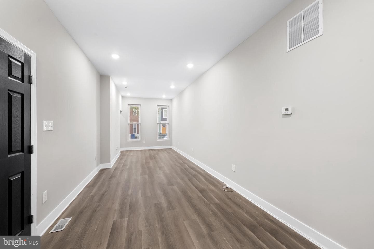 1006 N Mount Street photo 26