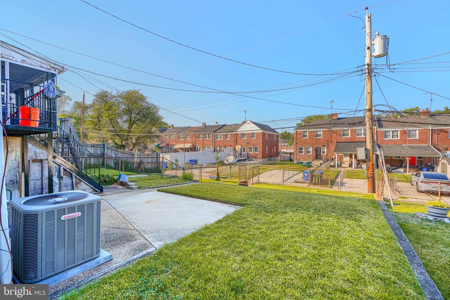 1650 Sherwood Avenue photo 48