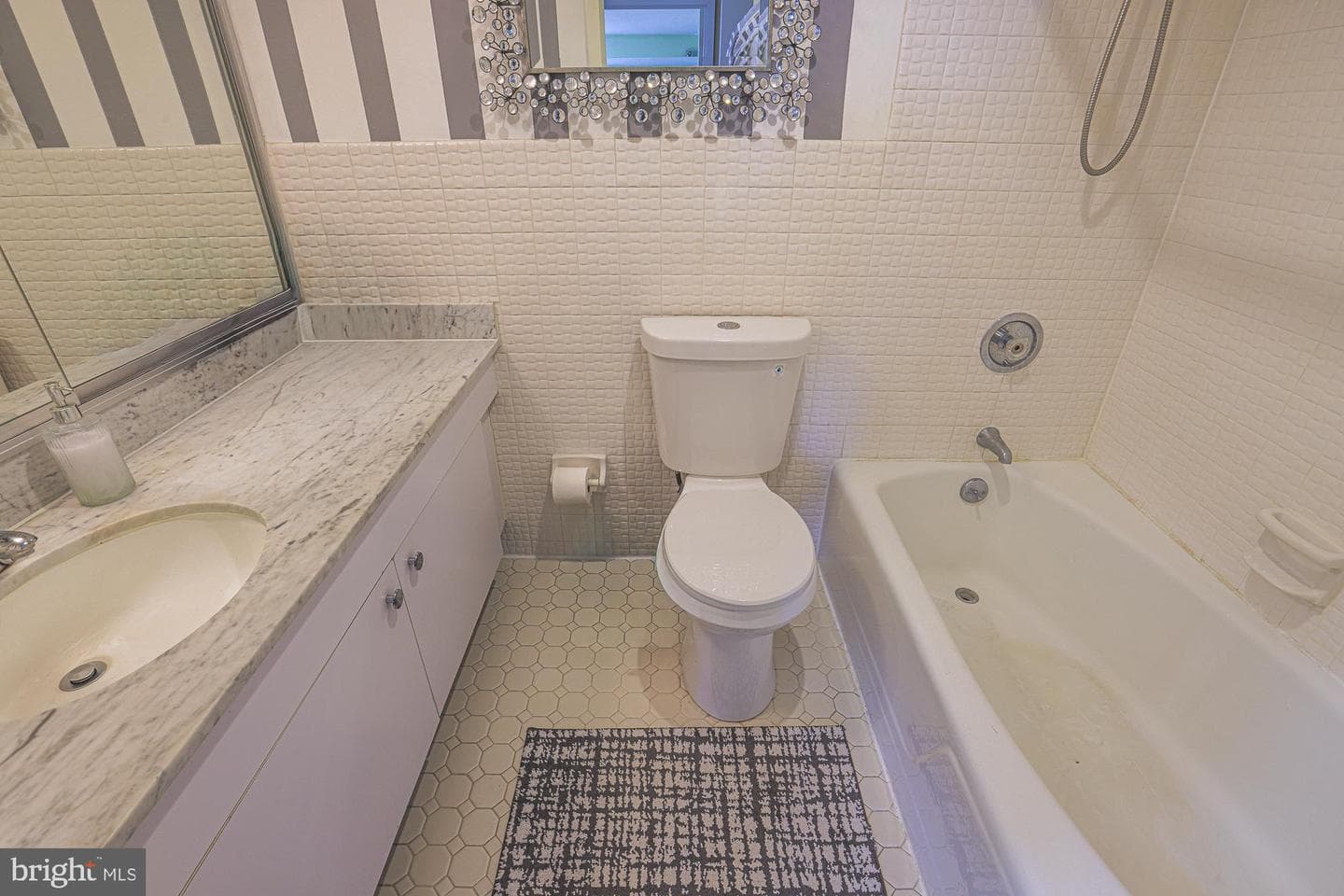 6210 Park Heights Avenue #905 photo 20