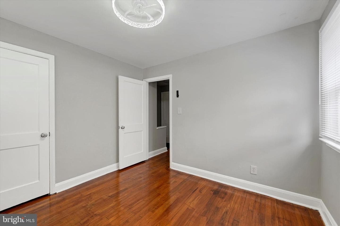 1518 Elrino Street photo 13