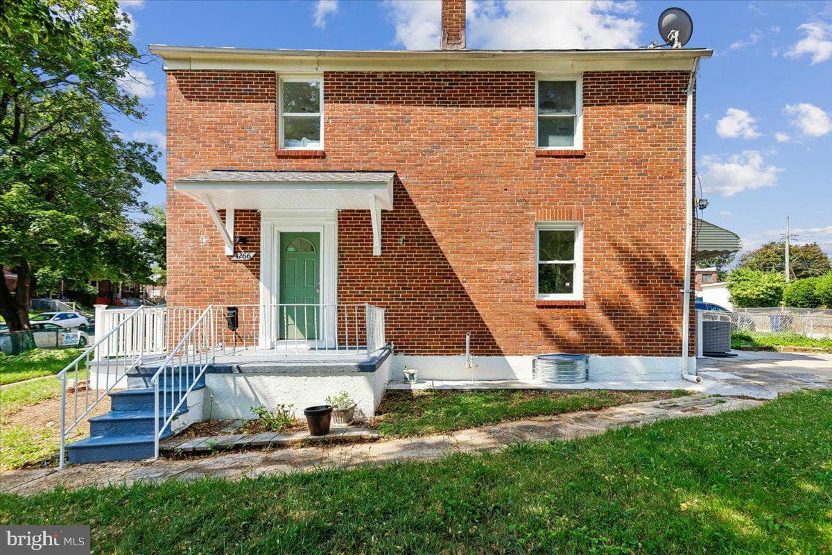 4266 Rokeby Road photo 3