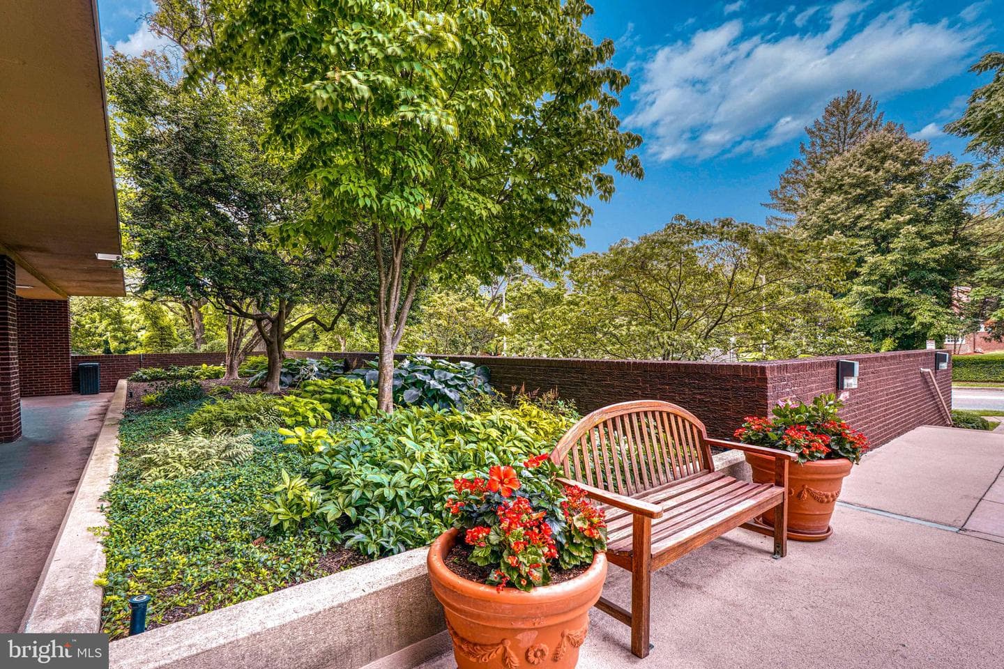 4100 N Charles Street #813 photo 45