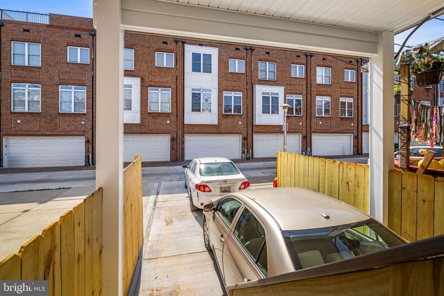 1415 Reynolds Street photo 32