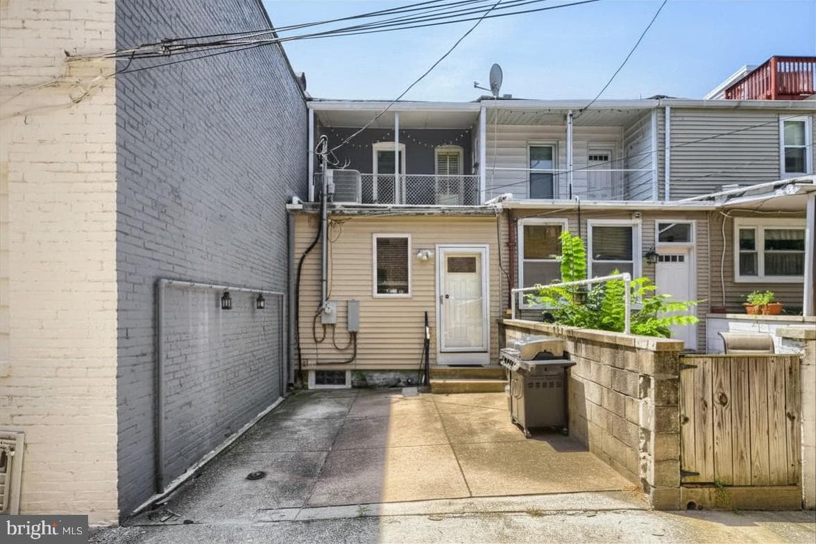 841 S Conkling Street photo 25