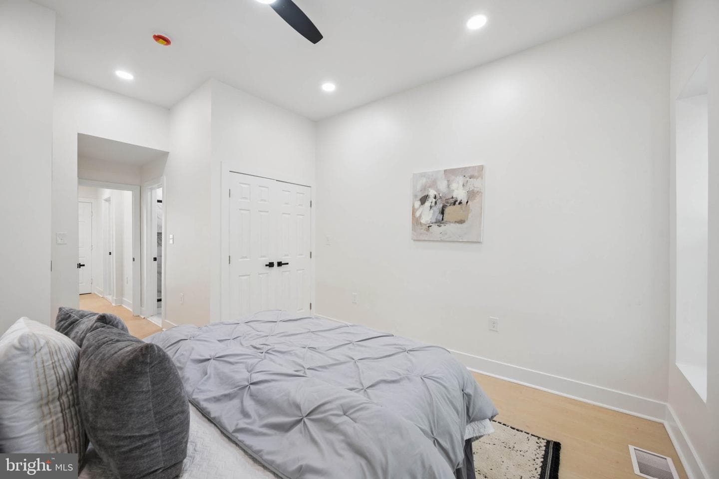 1019 N Carrollton Avenue photo 27