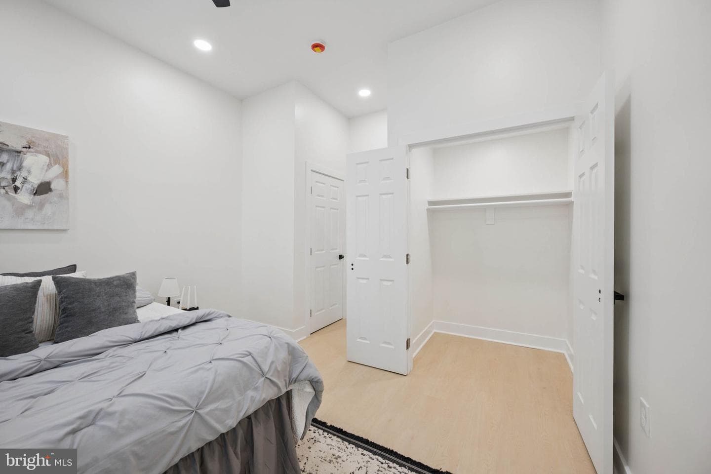 1019 N Carrollton Avenue photo 28