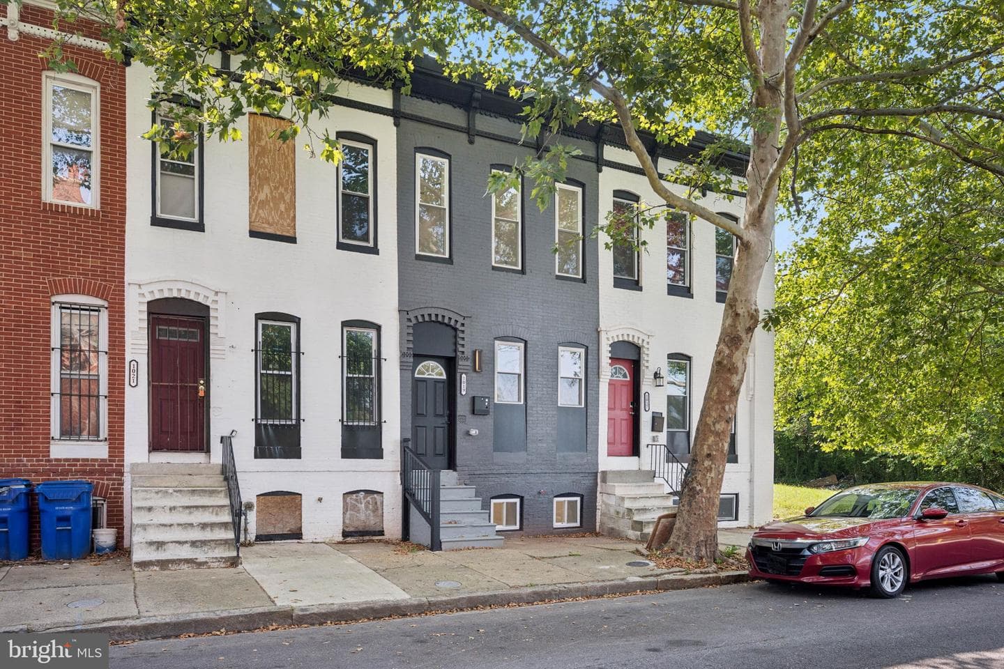 1019 N Carrollton Avenue photo 3