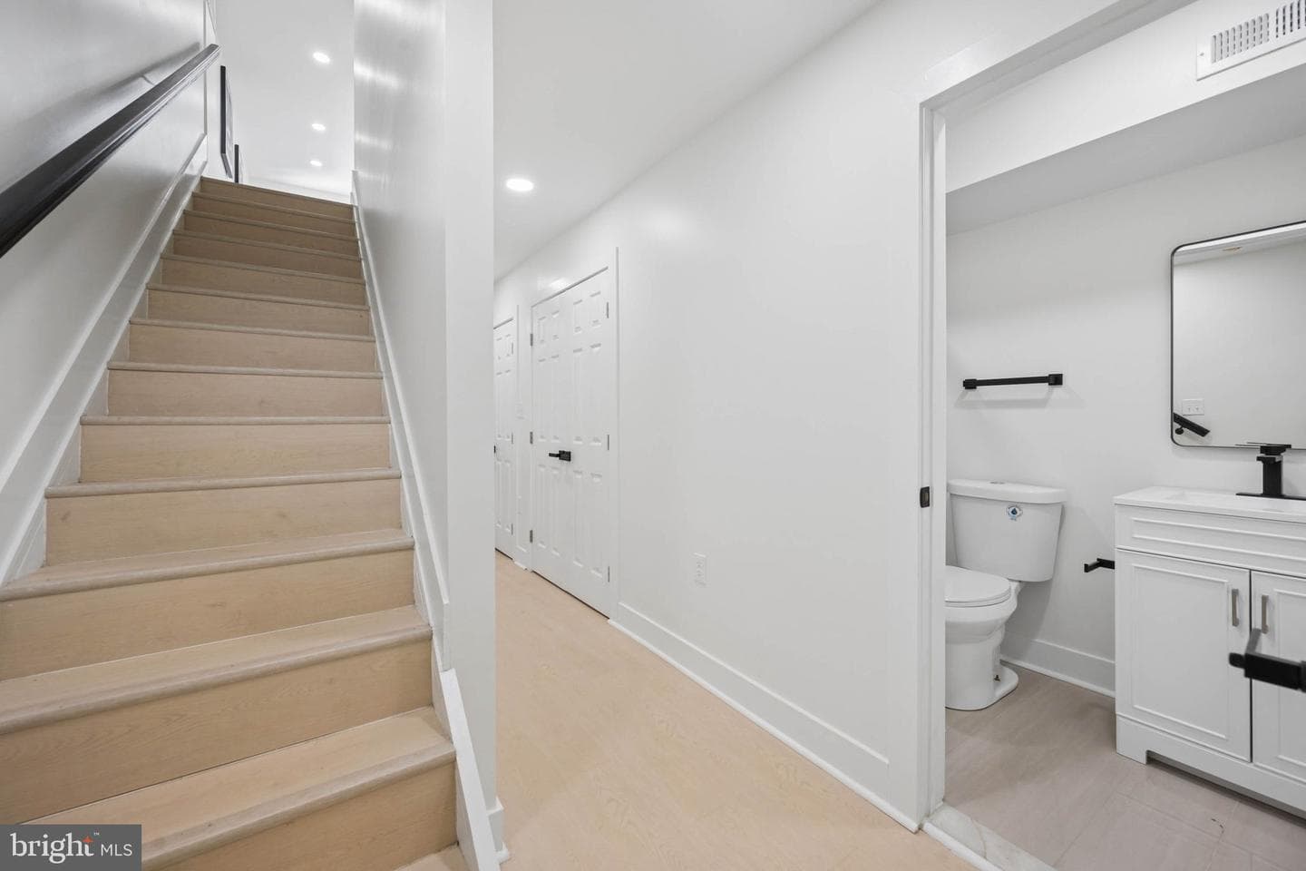 1019 N Carrollton Avenue photo 39
