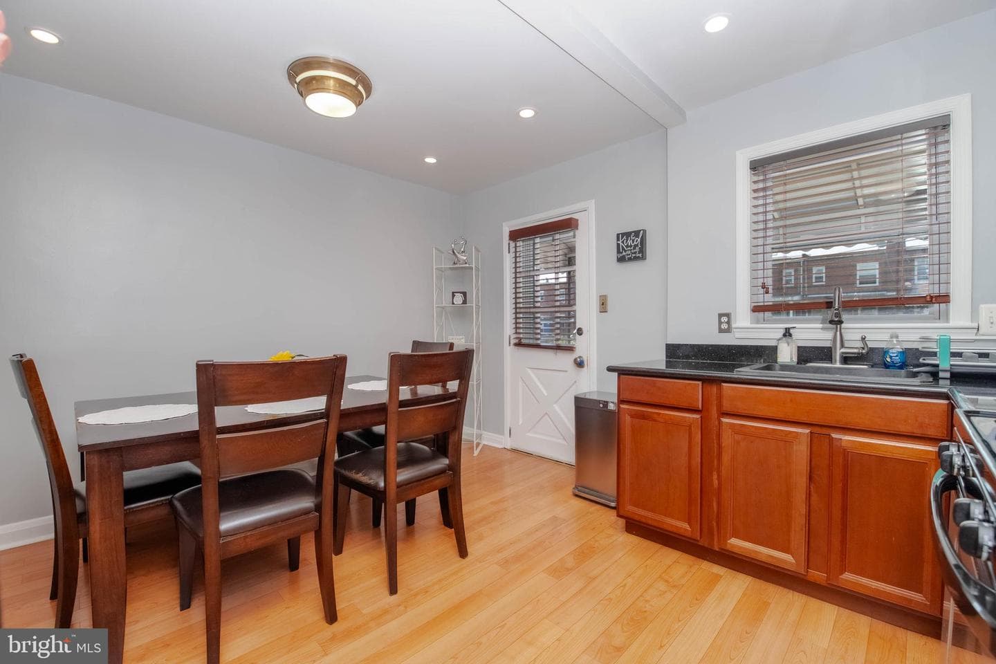 3847 Lyndale Avenue photo 12