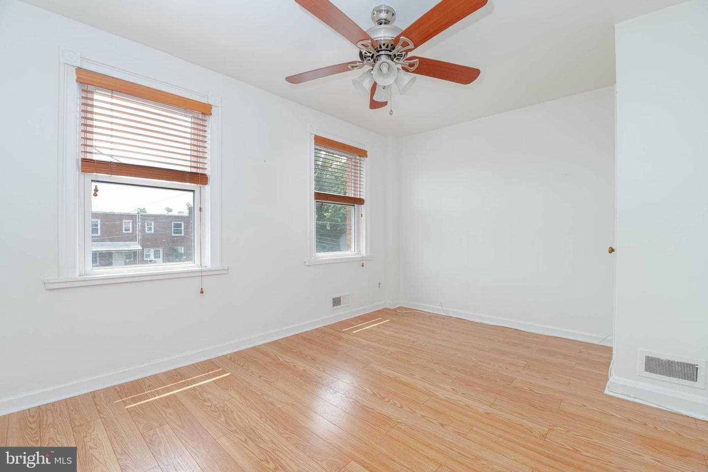 3847 Lyndale Avenue photo 14