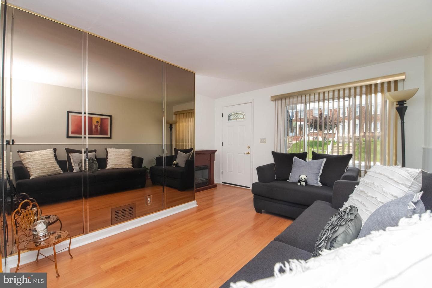 3847 Lyndale Avenue photo 3