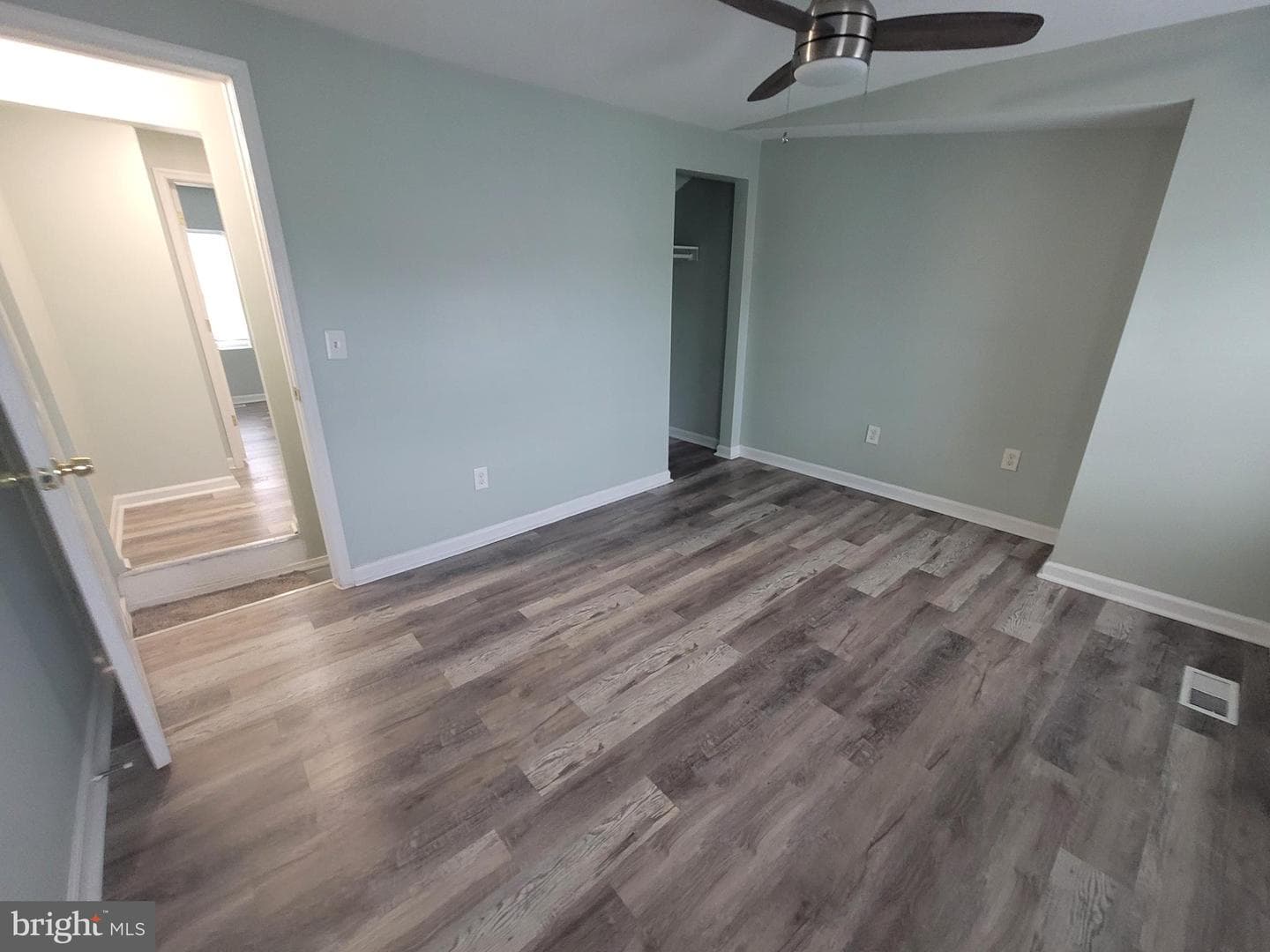 905 Bennett Place photo 22