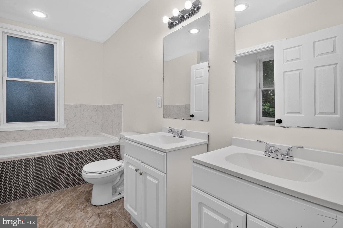 4205 Duvall Avenue photo 25