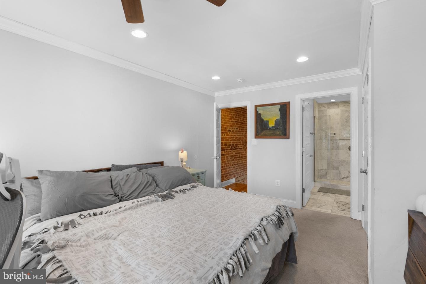 10 N Curley Street photo 26