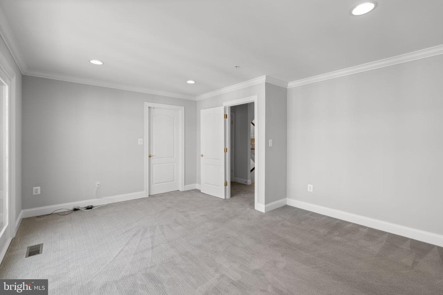 1207 Harbor Island Walk photo 41