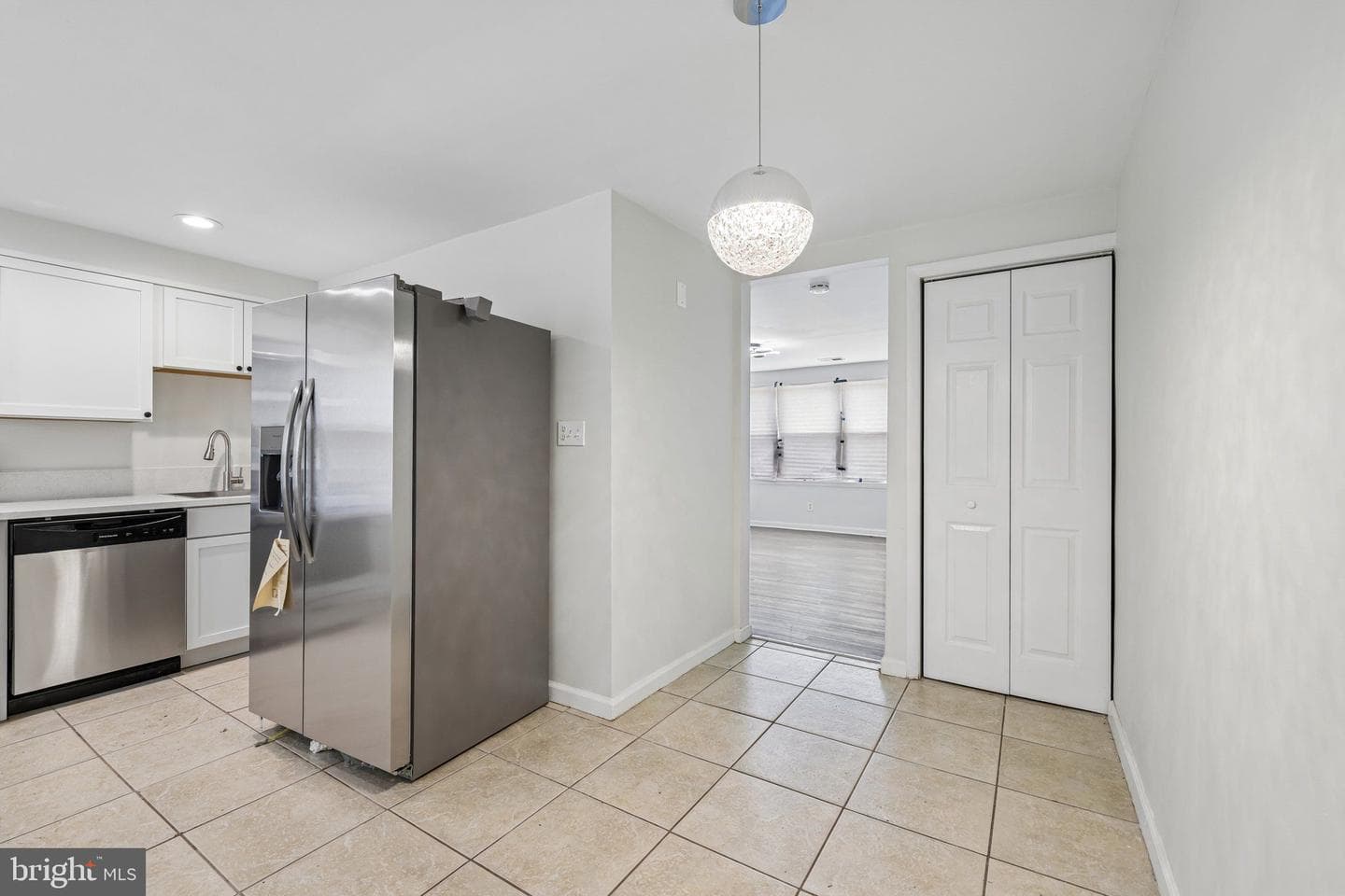 3023 Janice Avenue photo 12