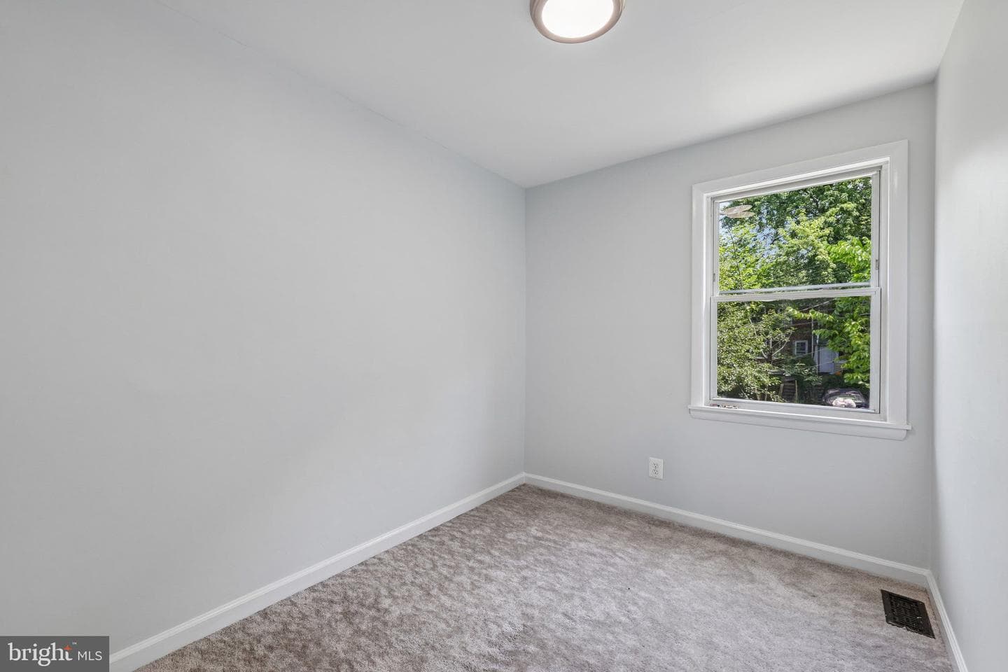 3023 Janice Avenue photo 22