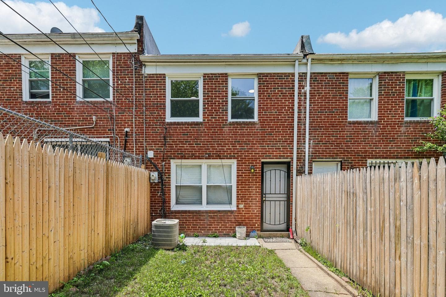 3023 Janice Avenue photo 25