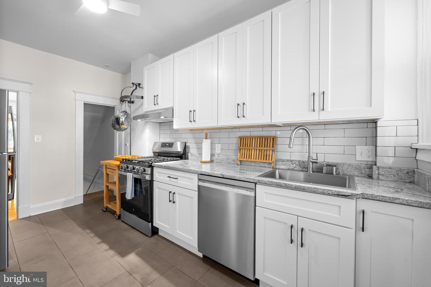 2912 Wyman Parkway photo 14