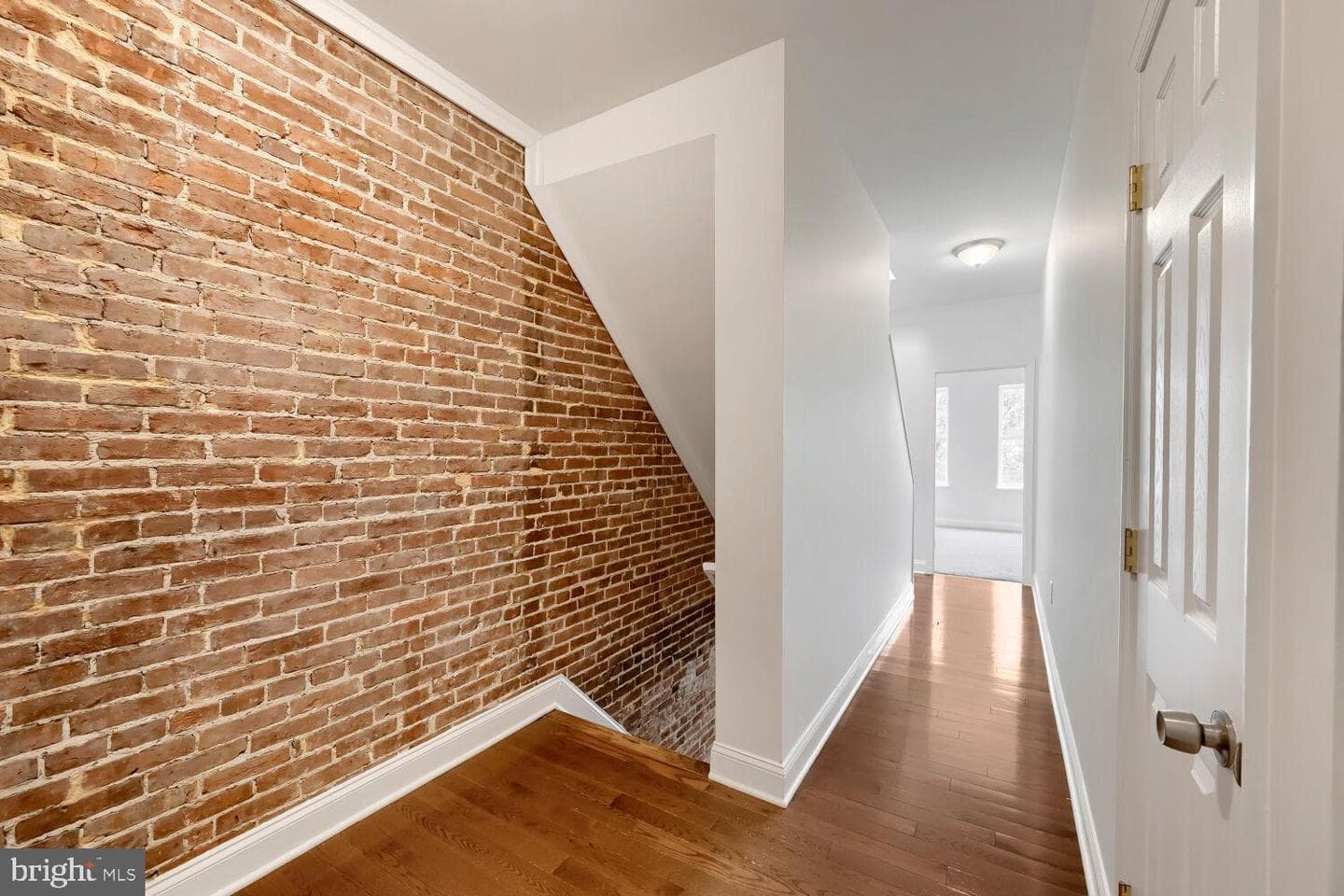 1228 N Broadway photo 12