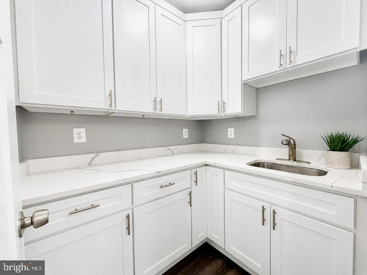 5728 Clover Road photo 12