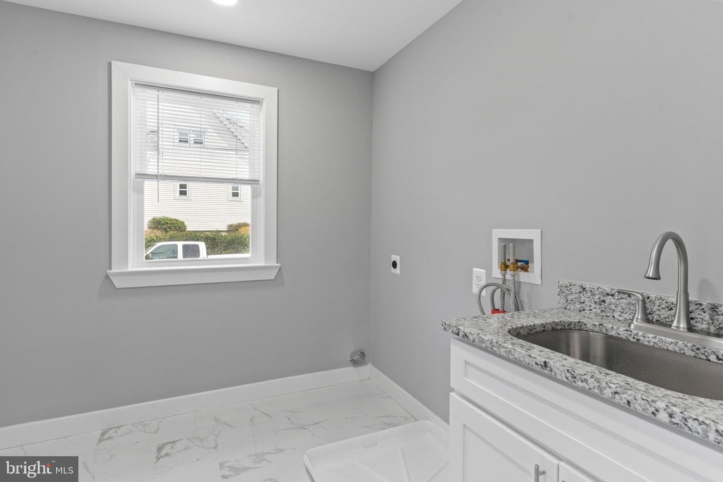 5728 Clover Road photo 16