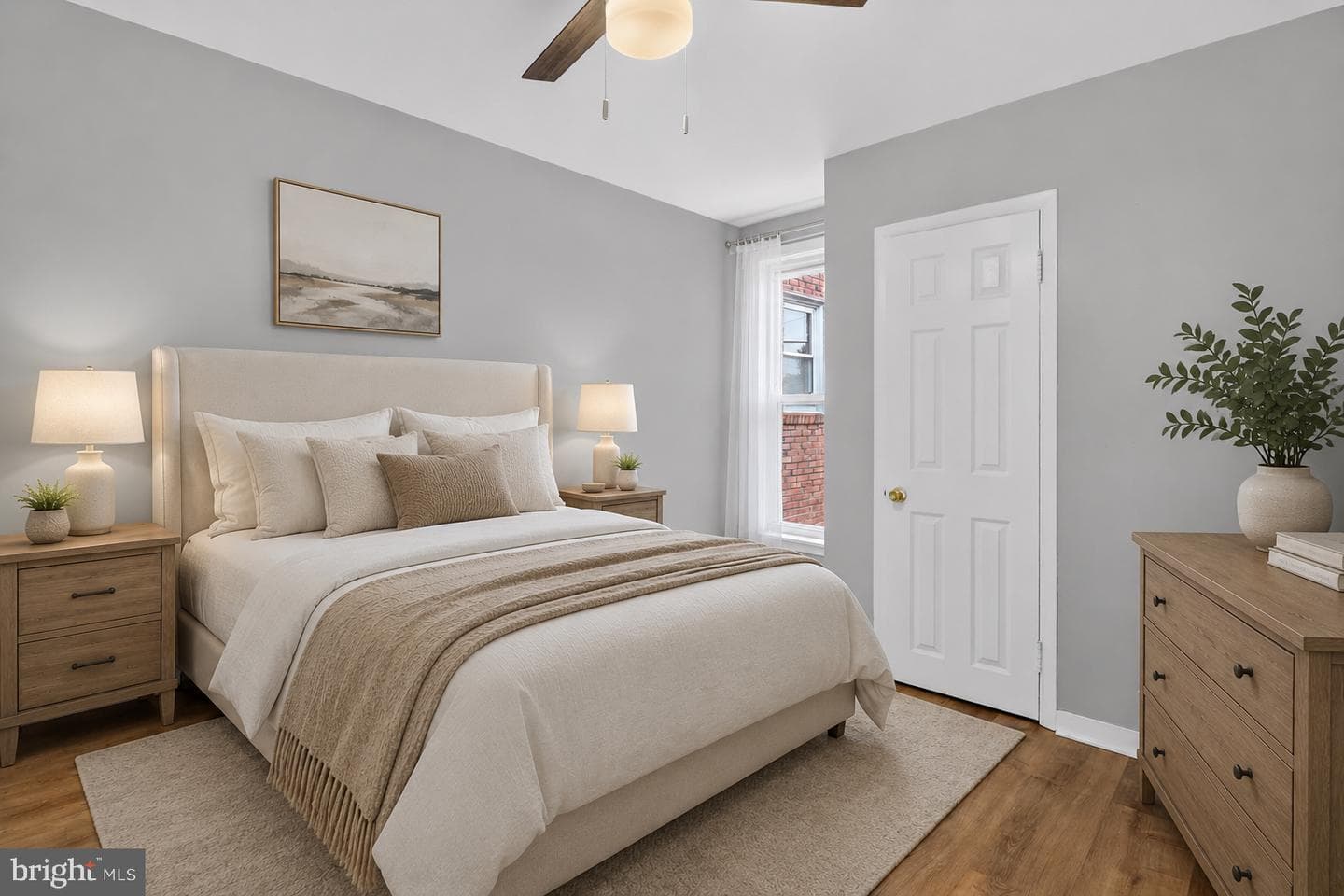 1405 W 37th Street photo 34