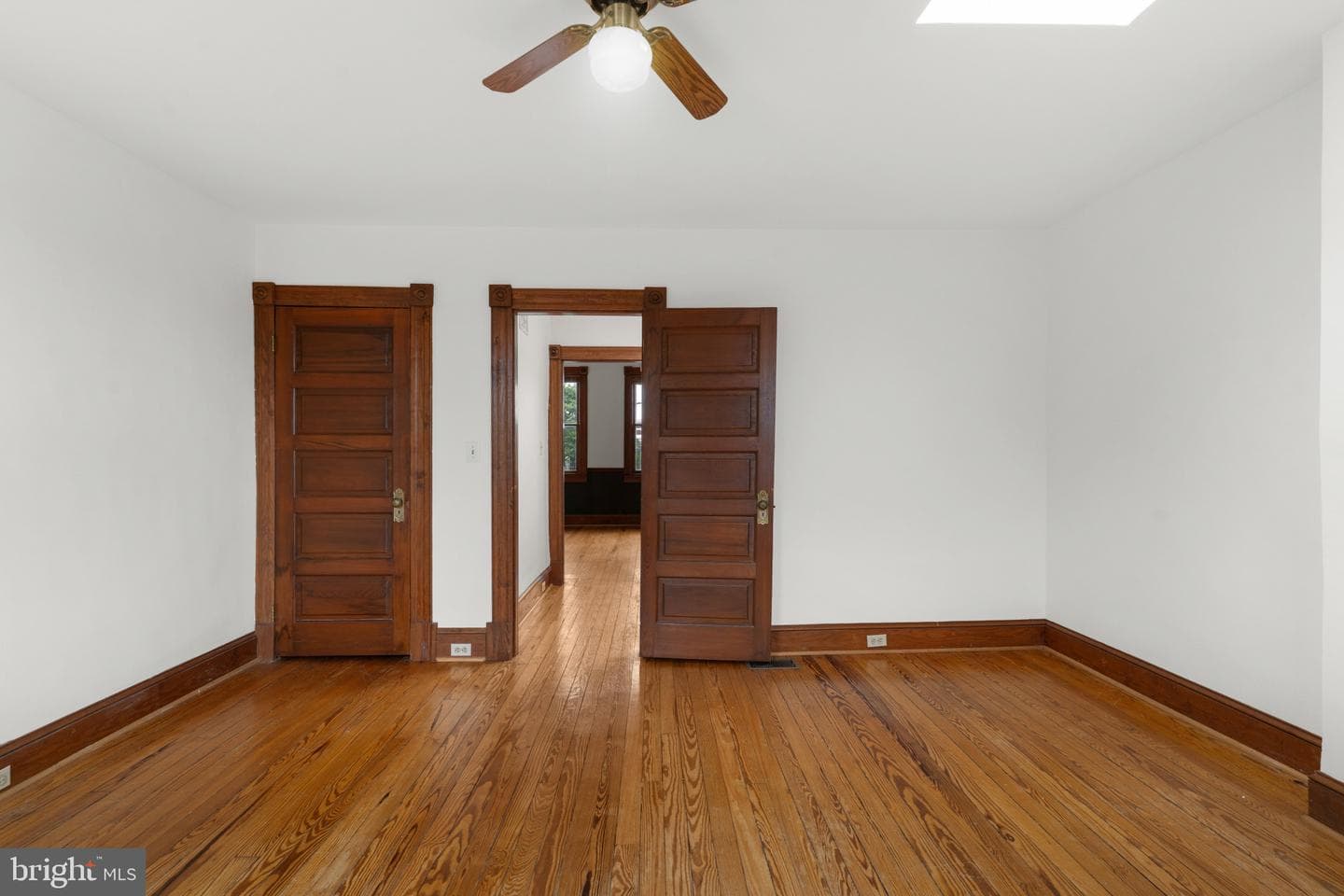2922 Guilford Avenue photo 29