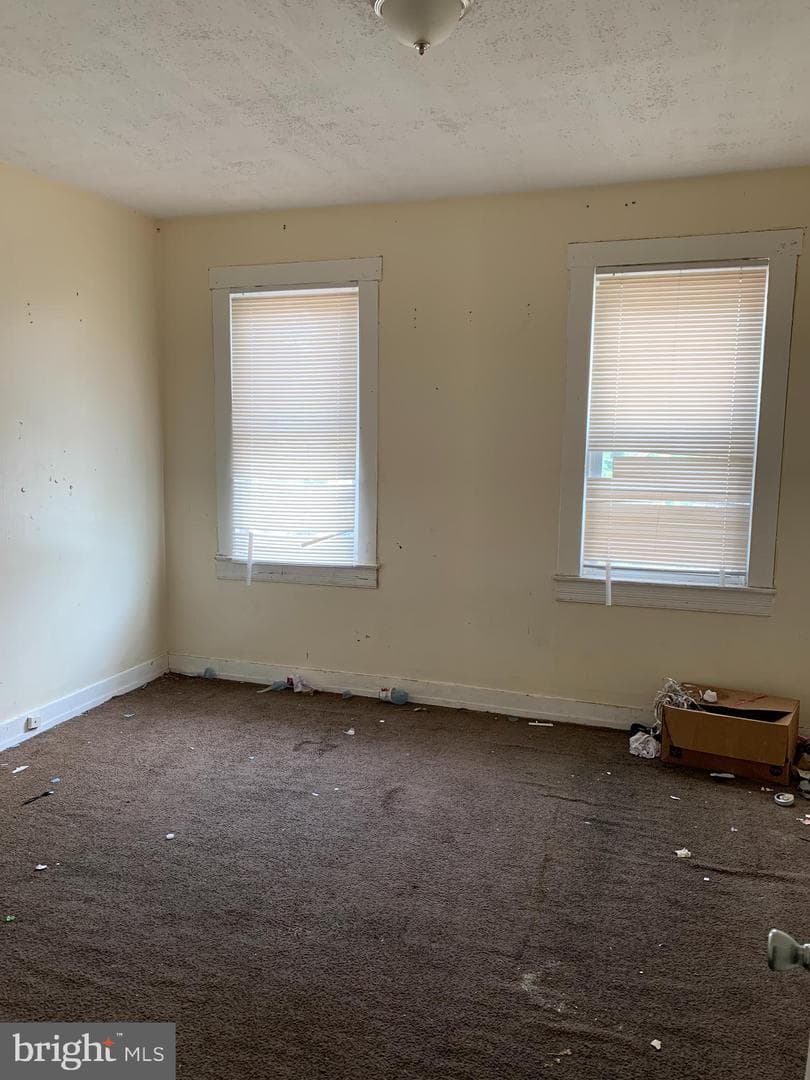 2815 Kennedy Avenue photo 21