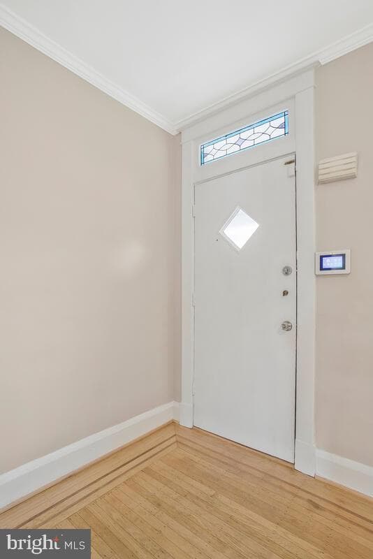 729 Grundy Street photo 6