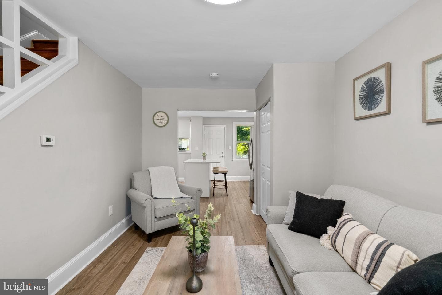 301 Denison Street photo 8